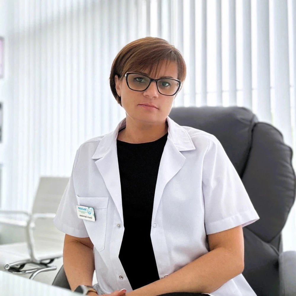 Нарколог клиники Выбор Тищенко Ольга Сергеевна в медицинском кабинете